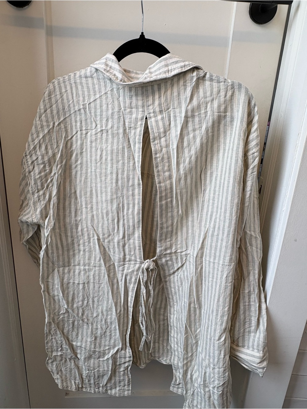 Zara White and Light Gray Striped Button Down Shirt